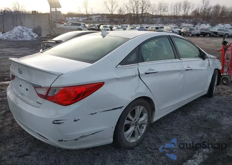 2013 Hyundai Sonata Limited z USA, uszkodzony, nr VIN 5NPEC4AC3DH727378